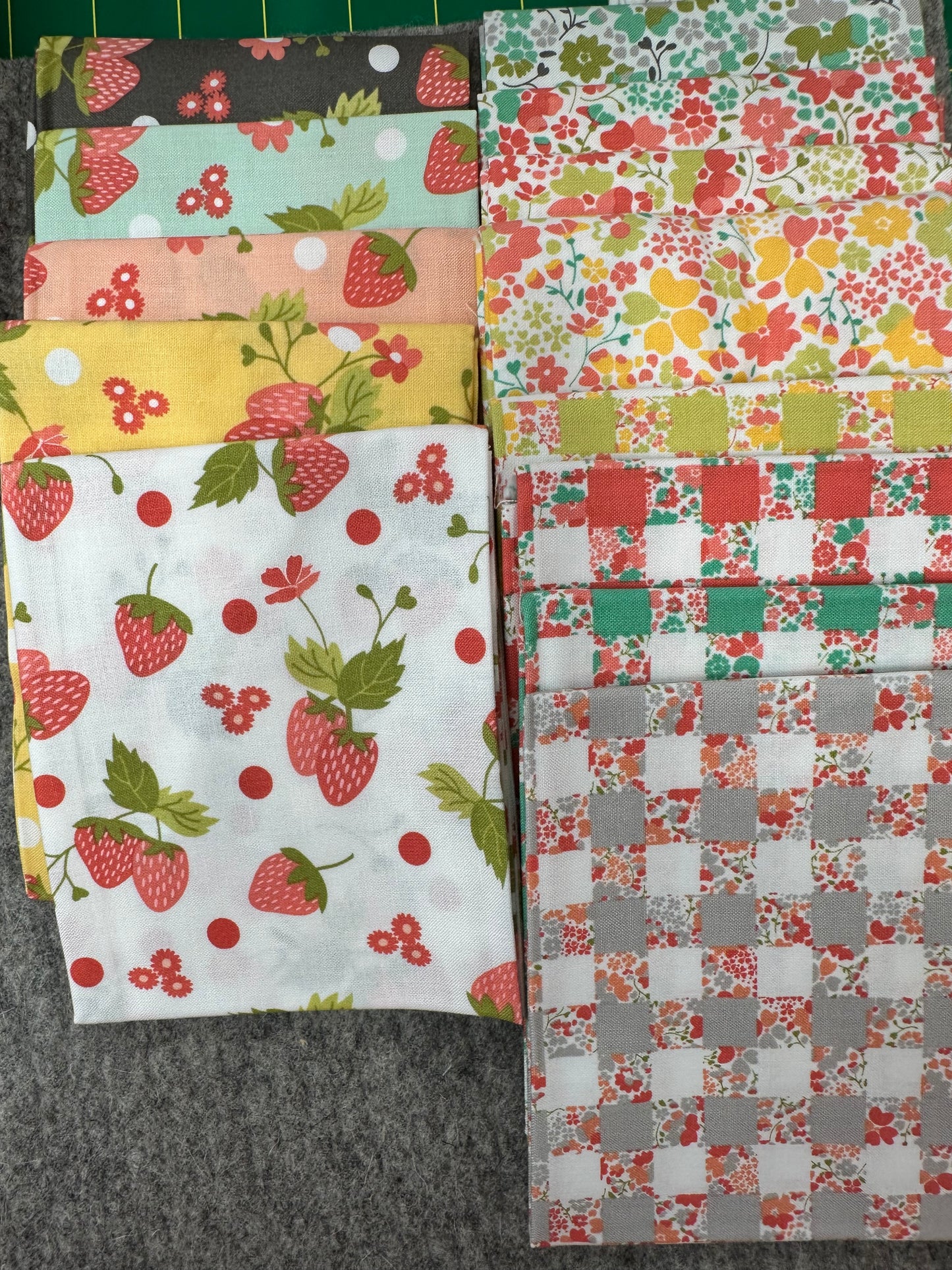 Moda Fat Quarter Bundle - STRAWBERRY JAM by Corey Yoder 100% Cotton