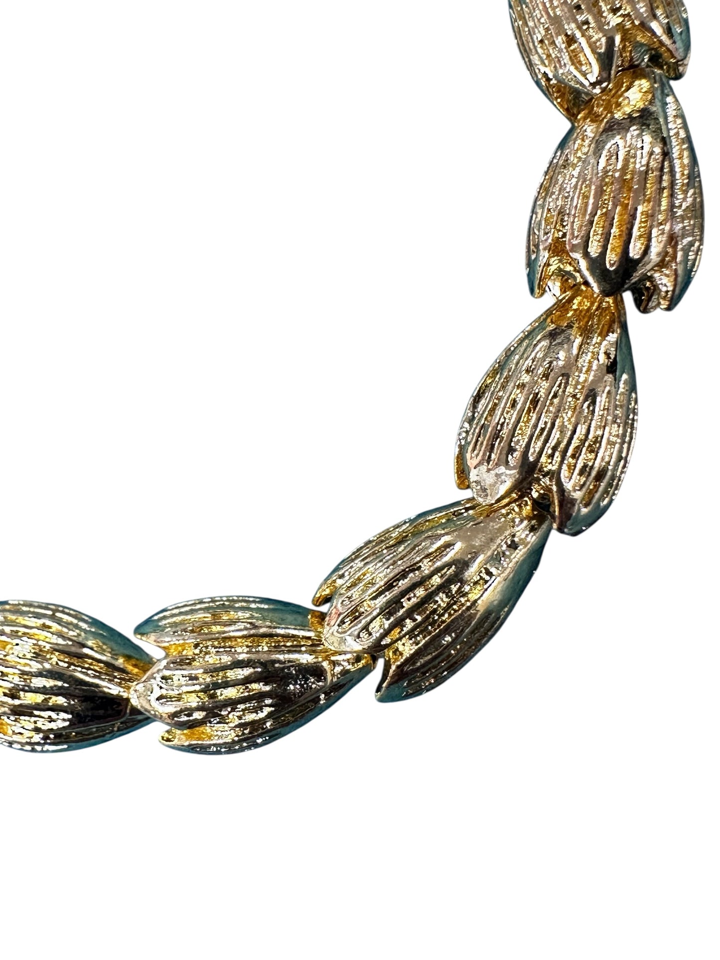 Gold Pikake Bead Stretch Bracelet