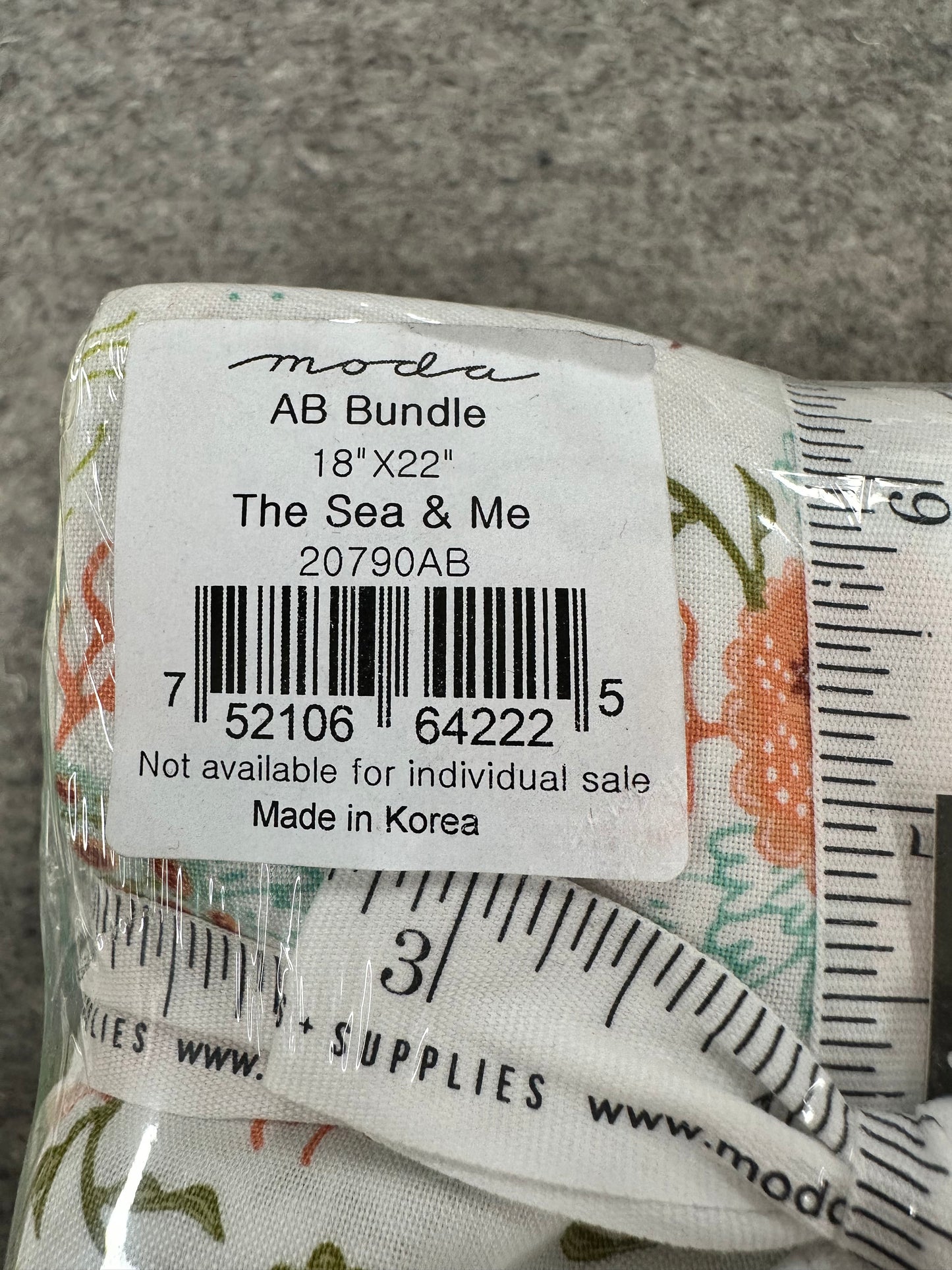 Moda Fat Quarter AB Bundle - THE SEA & ME  by Stacy Iest Hsu 100% Cotton