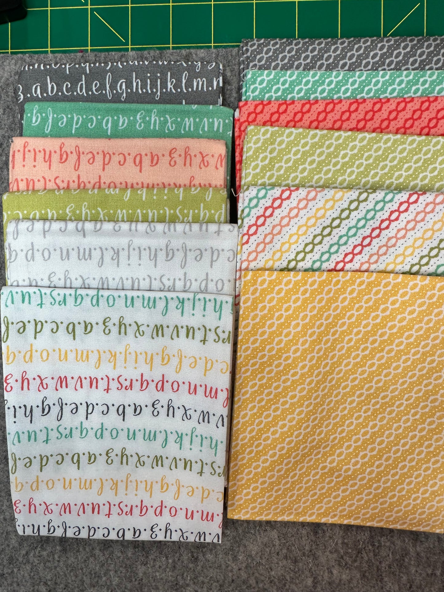 Moda Fat Quarter Bundle - STRAWBERRY JAM by Corey Yoder 100% Cotton