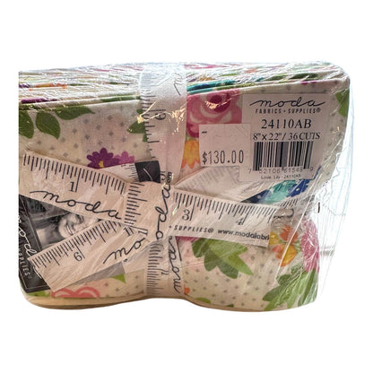 Sophie by Brenda Riddle Acorn Quilts - Factory Cut 26 Piece Fat Quarter Bundle