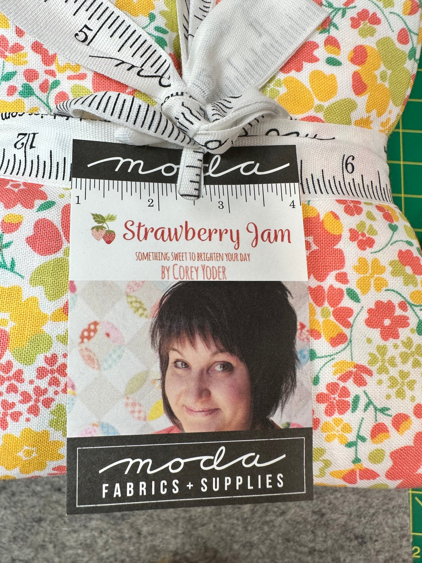 Strawberry Jame Fat quarter Moda 